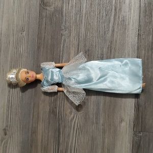 2008 chic doll 12 inches Cinderella inspired